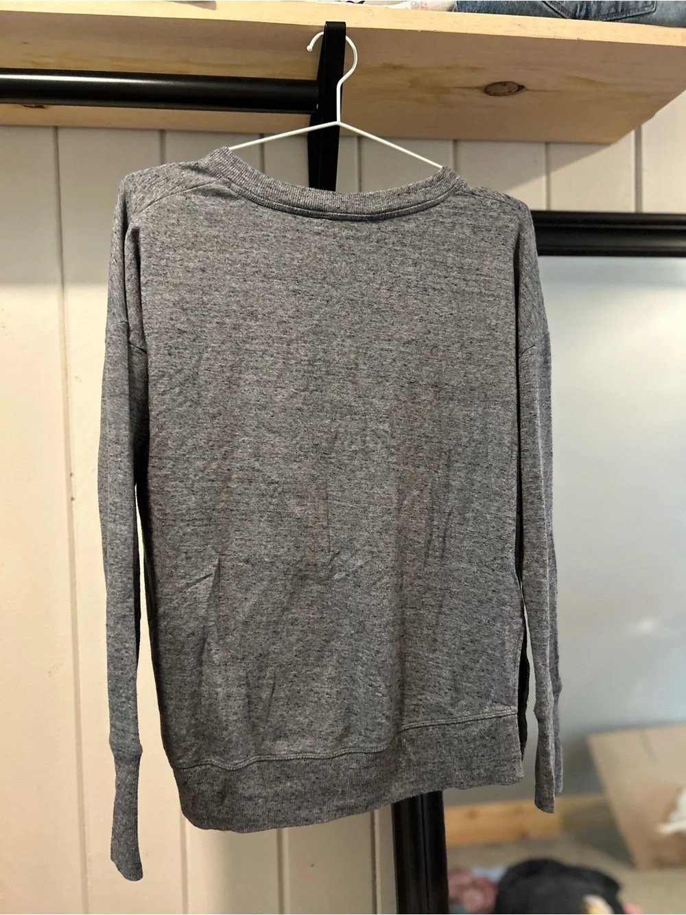 lululemon athletica Heathered Gray Long Sleeve Crew